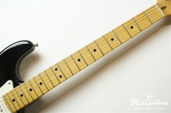 2013 CUSTOM DELUXE STRATOCASTER - Ebony Trans