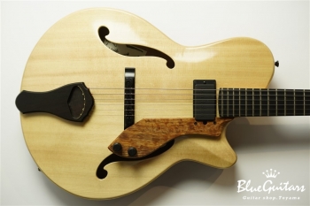 Arcus Thinbody Archtop - Nature