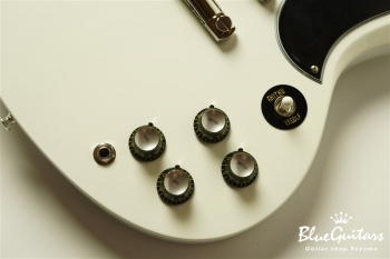 Portrait Line No.2 Standard Single #004 - Polaris White