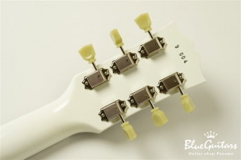 Portrait Line No.2 Standard Single #004 - Polaris White