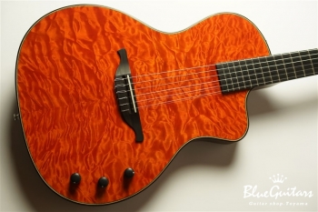 VG EAR-17N Ltd.QM - Vermilion