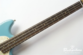 JMJ Road Worn Mustang Bass