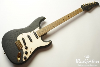 XSC-1 Matte Black Sandblasted #1773 Light Weight Ash/Roasted Flame Maple Neck/Non Aged