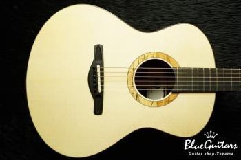 OM iroha – German Spruce/Indian Rosewood