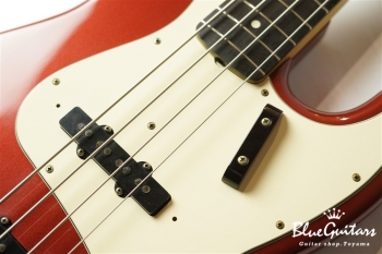 ’62 Jazz Bass - Candy Apple Red / Matching Head