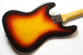 ’62 Jazz Bass Fletless - 3 Color Sunburst