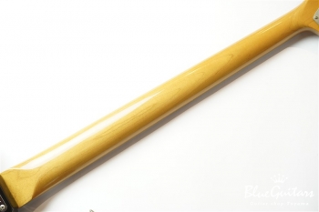 ’62 Jazz Bass Fletless - 3 Color Sunburst