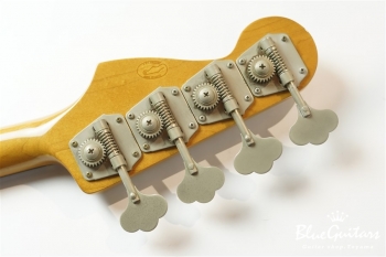 ’62 Jazz Bass Fletless - 3 Color Sunburst