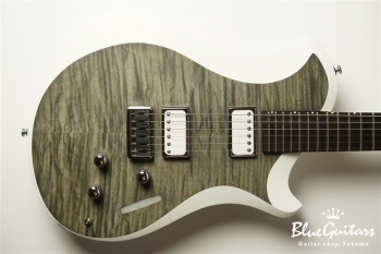 Mary A ONE - Black Stain