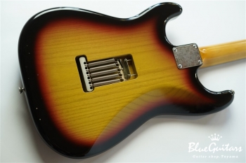 Model S. #020 Medium Aged - 3Tone Sunburst with Antique Silver