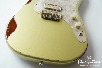 IRIS #080 - Champagne Gold over See-through Brown 