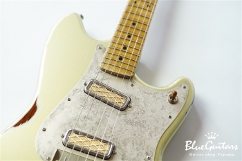 IRIS #080 - Champagne Gold over See-through Brown 