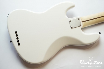 BETA J5 - Snow White