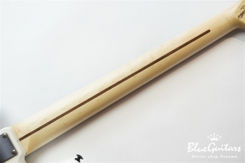 BETA J5 - Snow White