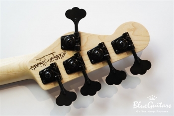 BETA J5 - Snow White