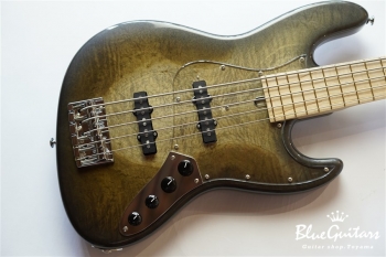 MJ Five-Premium/MG AC - GM-B