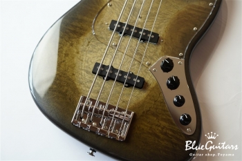 MJ Five-Premium/MG AC - GM-B