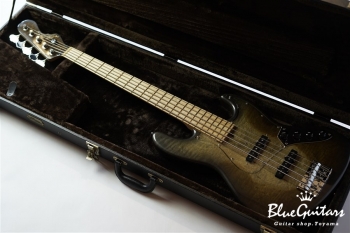 MJ Five-Premium/MG AC - GM-B