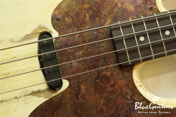 Model TB. #075 Heavy Aged - Polaris White with Copper Red