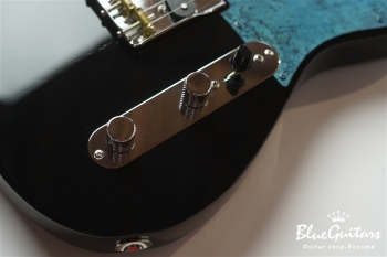 Model T. #061 Light Aged - Black with Orii Blue