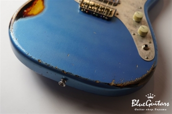 IRIS #067 - lake Placid Blue over 3Tone Sunburst