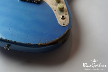 IRIS #067 - lake Placid Blue over 3Tone Sunburst