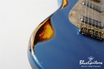 IRIS #067 - lake Placid Blue over 3Tone Sunburst