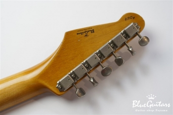 IRIS #067 - lake Placid Blue over 3Tone Sunburst