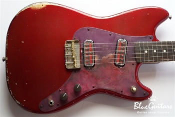 IRIS #076 - Candy Apple Red over Aztec Gold