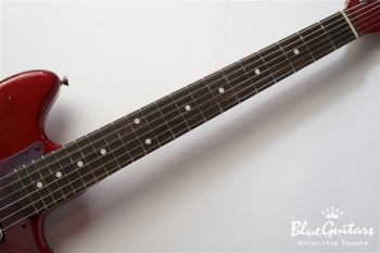 IRIS #076 - Candy Apple Red over Aztec Gold