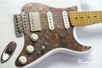 Model S. #077 Light Aged - White Blonde with Copper Red