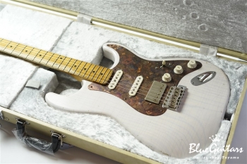 Model S. #077 Light Aged - White Blonde with Copper Red