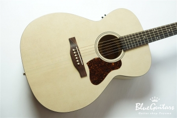 Legacy QIT - Faded Cream