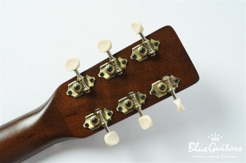 Legacy QIT - Faded Cream