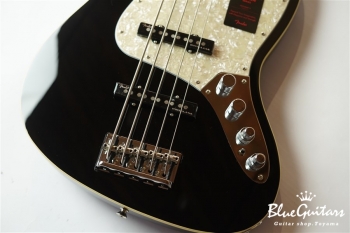 Made in Japan Modern Jazz Bass V - Black