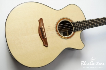 OM-cw Caucasian Spruce/Indian Rosewood