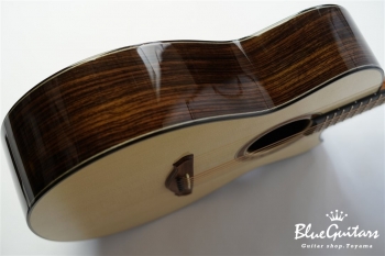 OM-cw Caucasian Spruce/Indian Rosewood