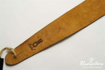 Plain Leather - Camel & Round Studs