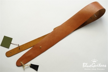 Plain Leather - Camel & Oval Studs