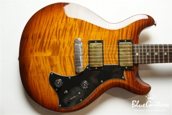 Mira Maple Top - Violin Amber Burst