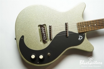 59 M NOS+ METAL FLAKE - Silver