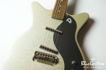 59 M NOS+ METAL FLAKE - Silver