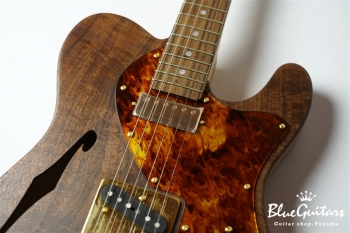 PFTE #017 Limited - Figured Walnut/Alder 1P/Pau Ferro FB - Natural/Oil