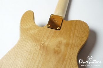 PFTE #017 Limited - Figured Walnut/Alder 1P/Pau Ferro FB - Natural/Oil