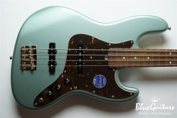 MJB1-STD/NJ - Aged Ice Blue Metallic