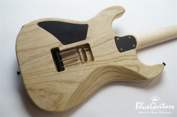 S-622 Ash/R - Cloud Black