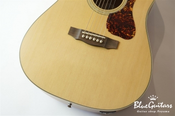 D-240E Flamed Mahogany
