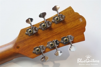 D-240E Flamed Mahogany