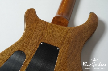 CUSTOM 24 - Blue Matteo