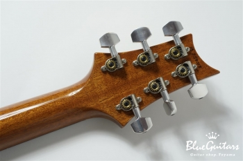 CUSTOM 24 - Blue Matteo